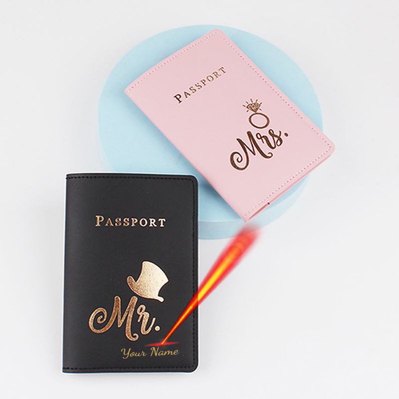 Personalized Name Box - Paspoorthoes met naam Mr/Mrs-logo aan Pu-lederen