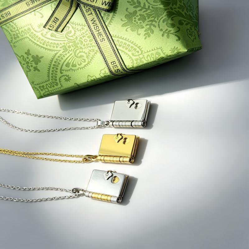 Enveloppenketting met geperson - Custom Photo Book recensie en prijs