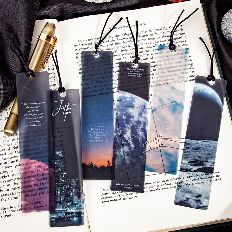 5PCS Space Roaming Matte PET-b - Dried Flower Bookmark recensie en prijs